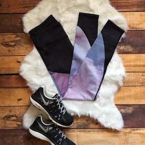 High Rise Style Leggings with Hidden Pocket